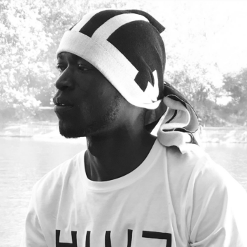 SCARF SCHAL-NamakeSafar-GkatBerlin TEHRAN–BERLIN